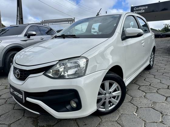 TOYOTA ETIOS 1.5 XLS 16V FLEX 4P AUTOMÁTICO